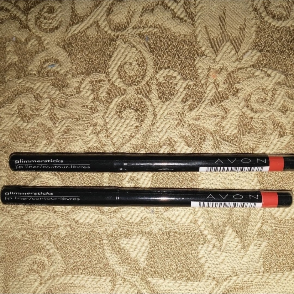 2 Coral Avon Glimmersticks Lip Liners Sealed